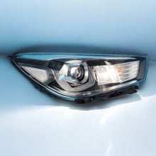 Load image into Gallery viewer, Frontscheinwerfer Kia Rio IV T-92102-H8 LED Rechts Scheinwerfer Headlight