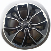 Load image into Gallery viewer, 1x Alufelge 19 Zoll 8.0&quot; 5x114.3 55ET Glanz Silber 52910-S0100 Hyundai Rim Wheel