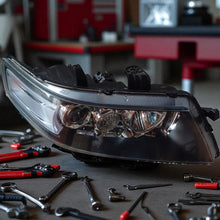 Laden Sie das Bild in den Galerie-Viewer, Frontscheinwerfer Honda Accord VII Xenon Ein Stück (Rechts oder Links) Headlight