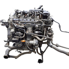 Laden Sie das Bild in den Galerie-Viewer, Motor VW Caddy III CAY 1.6 TDI 2013 Diesel Engine Unkomplett