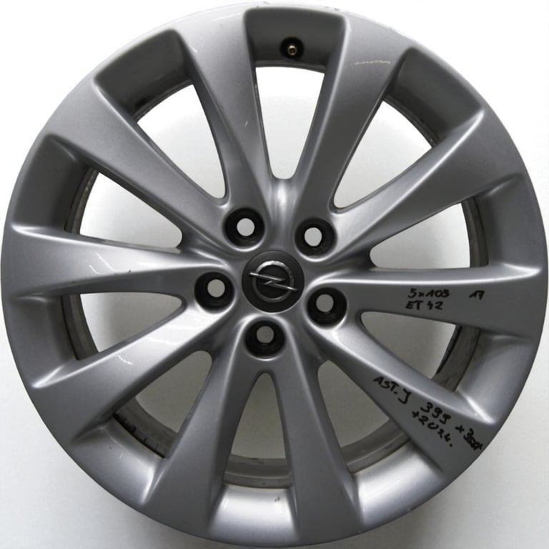 1x Alufelge 17 Zoll 7.0" 5x105 42ET Opel Astra J Rim Wheel