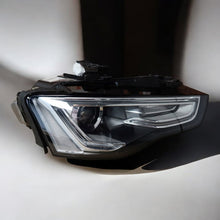 Laden Sie das Bild in den Galerie-Viewer, Frontscheinwerfer Audi A5 8T0941006C Xenon Rechts Scheinwerfer Headlight