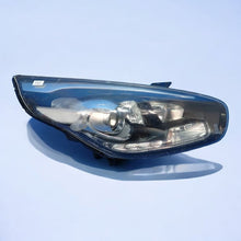 Laden Sie das Bild in den Galerie-Viewer, Frontscheinwerfer Kia Carens IV Rechts Scheinwerfer Headlight