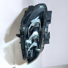 Load image into Gallery viewer, Frontscheinwerfer Hyundai Kona 92102-J9600 Rechts Scheinwerfer Headlight SCH3841363389hp