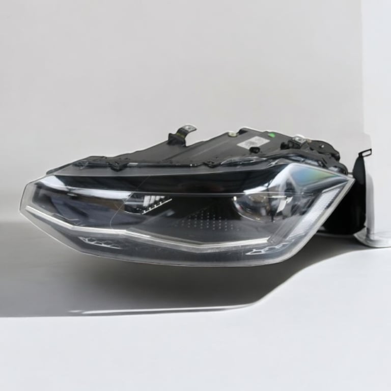 Frontscheinwerfer VW Polo 2G1941035H Links Scheinwerfer Headlight