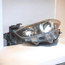 Laden Sie das Bild in den Galerie-Viewer, Frontscheinwerfer Mazda Cx-30 KF434 LED Links Scheinwerfer Headlight