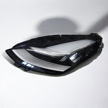 Load image into Gallery viewer, Frontscheinwerfer Tesla Model 3 1077375-00-C LED Links Scheinwerfer Headlight