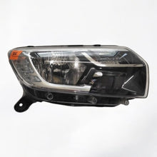 Laden Sie das Bild in den Galerie-Viewer, Frontscheinwerfer Dacia Sandero 260103529R Rechts Scheinwerfer Headlight