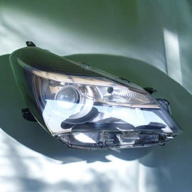 Frontscheinwerfer Toyota Yaris Rechts Scheinwerfer Headlight SCH8311209813ft
