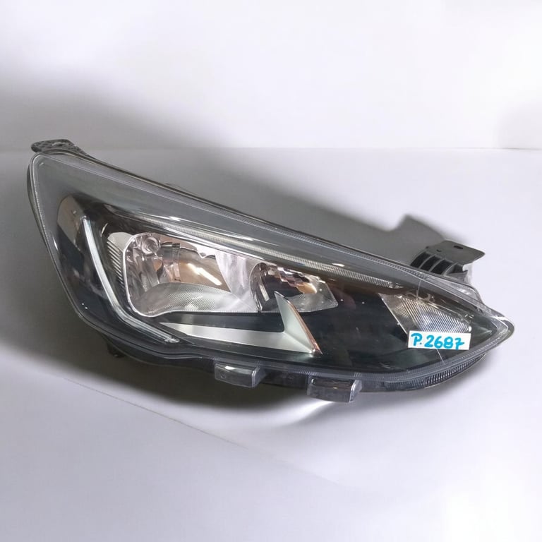 Frontscheinwerfer Ford Focus JX7B-13W029-CE Rechts Scheinwerfer Headlight