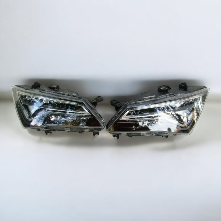 Frontscheinwerfer Seat Ateca 576941007F 6F1941007E LED Rechts oder Links