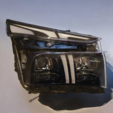 Laden Sie das Bild in den Galerie-Viewer, Frontscheinwerfer Hyundai Santa Fe IV S1921-61120 Full LED Rechts Headlight
