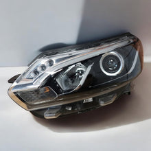 Laden Sie das Bild in den Galerie-Viewer, Frontscheinwerfer Toyota Proace Verso 9808589980 Xenon Links Headlight SCH9461869756cp