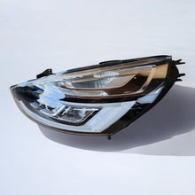 Laden Sie das Bild in den Galerie-Viewer, Frontscheinwerfer Renault Clio IV Links Scheinwerfer Headlight