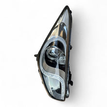 Laden Sie das Bild in den Galerie-Viewer, Frontscheinwerfer Hyundai I40 92102-3Z1000 Xenon Rechts Scheinwerfer Headlight SCH4660506588vv