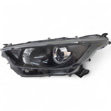 Load image into Gallery viewer, Frontscheinwerfer Toyota 4 Yaris EUK0-6 Ein Stück (Rechts oder Links) Headlight
