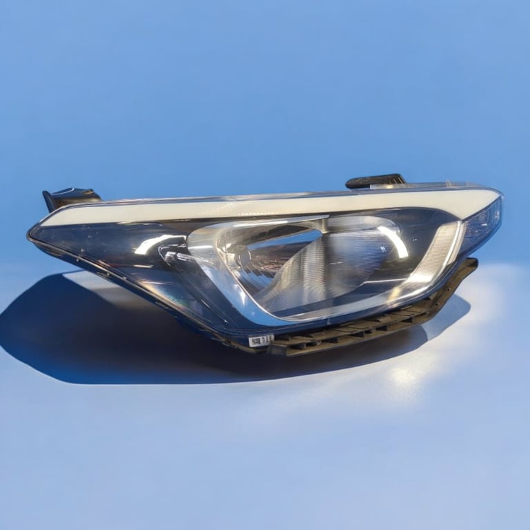 Frontscheinwerfer Hyundai I20 92102-C8 Rechts Scheinwerfer Headlight