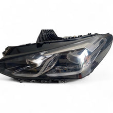 Laden Sie das Bild in den Galerie-Viewer, Frontscheinwerfer BMW U06 5A42247-04 LED Links Scheinwerfer Headlight SCH7857781585ol