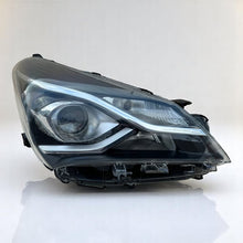 Load image into Gallery viewer, Frontscheinwerfer Toyota Yaris Rechts Scheinwerfer Headlight