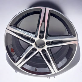 1x Alufelge 18 Zoll 5.0