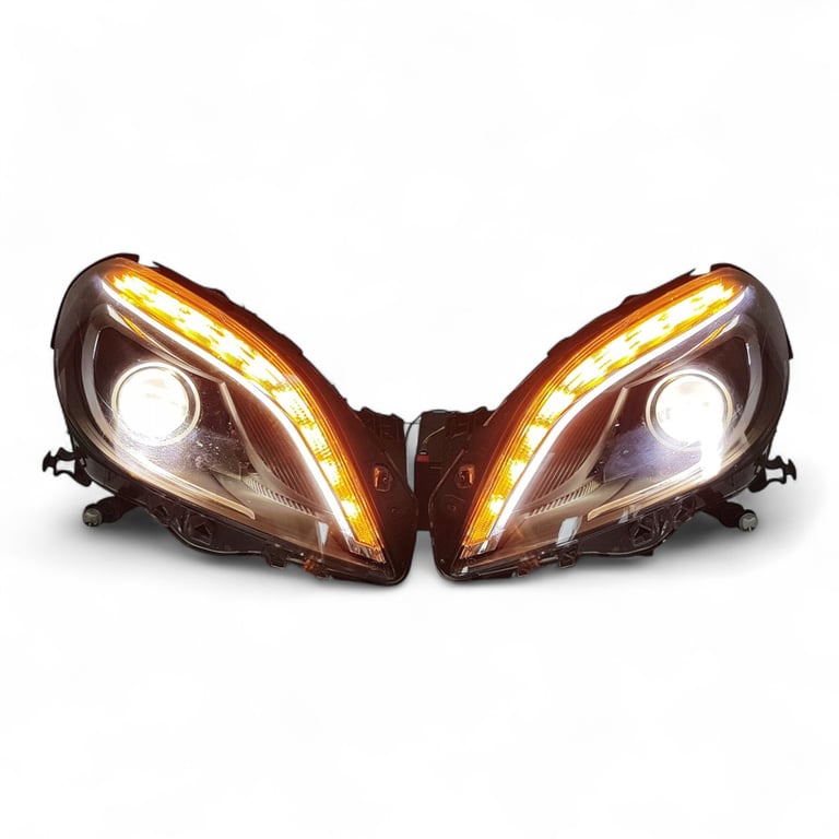 Frontscheinwerfer Mercedes-Benz W246 A2468207761 A2468207861 Xenon Ein Satz SCH3761992436yb