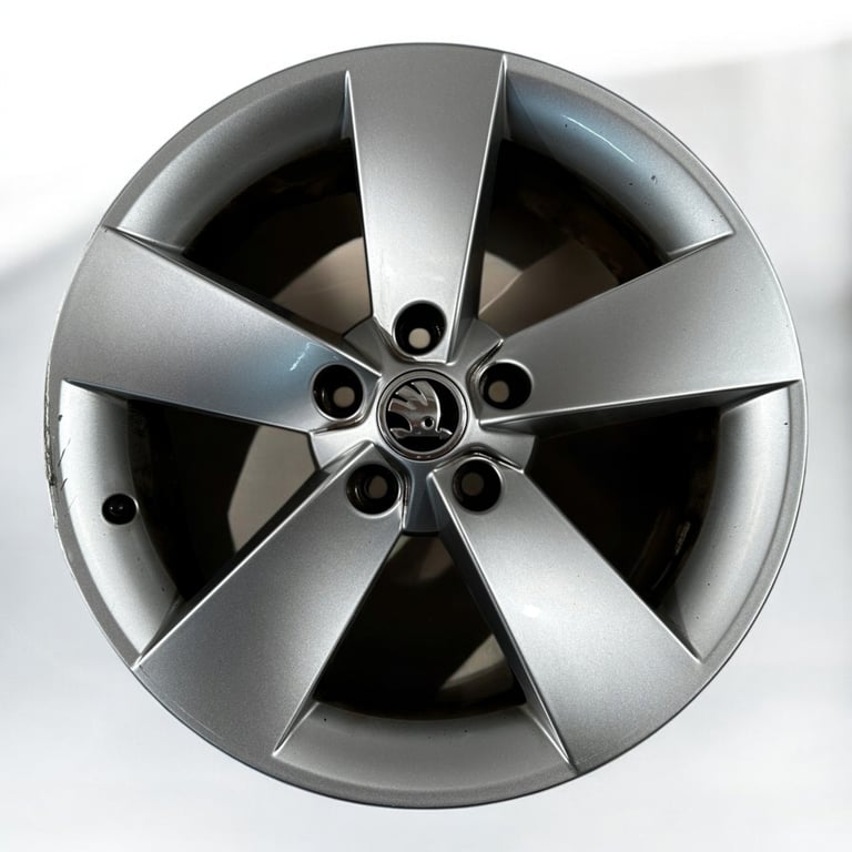 1x Alufelge 17 Zoll 7.0" 5x112 45ET 57A601025H Skoda Karoq Rim Wheel