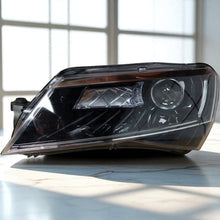 Laden Sie das Bild in den Galerie-Viewer, Frontscheinwerfer Skoda Superb III 3V1941015 Xenon Links Scheinwerfer Headlight