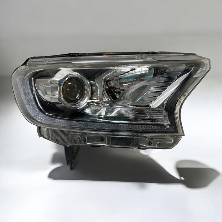 Frontscheinwerfer Ford Ranger JB3B14D154KA Xenon Rechts Scheinwerfer Headlight