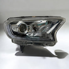 Laden Sie das Bild in den Galerie-Viewer, Frontscheinwerfer Ford Ranger JB3B14D154KA Xenon Rechts Scheinwerfer Headlight