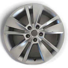 Laden Sie das Bild in den Galerie-Viewer, 1x Alufelge 18 Zoll 7.0&quot; 5x112 43ET 565601025C Skoda Kodiaq Rim Wheel