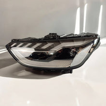 Laden Sie das Bild in den Galerie-Viewer, Frontscheinwerfer Audi A4 B9 8W0941035E LED Links Scheinwerfer Headlight