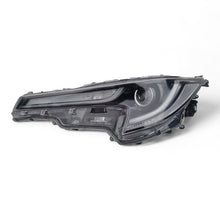 Load image into Gallery viewer, Frontscheinwerfer Toyota Corolla Hatchback 81150-02S70 LED Links Headlight SCH8881853852bc