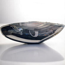 Laden Sie das Bild in den Galerie-Viewer, Frontscheinwerfer Renault Megane III 260606227R Links Scheinwerfer Headlight SCH9586066660vi