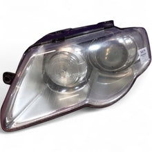 Load image into Gallery viewer, Frontscheinwerfer VW Passat 3C0941751G Xenon Links Scheinwerfer Headlight SCH8905021861nx