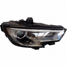 Laden Sie das Bild in den Galerie-Viewer, Frontscheinwerfer Audi A3 8V0941006 Xenon Rechts Scheinwerfer Headlight