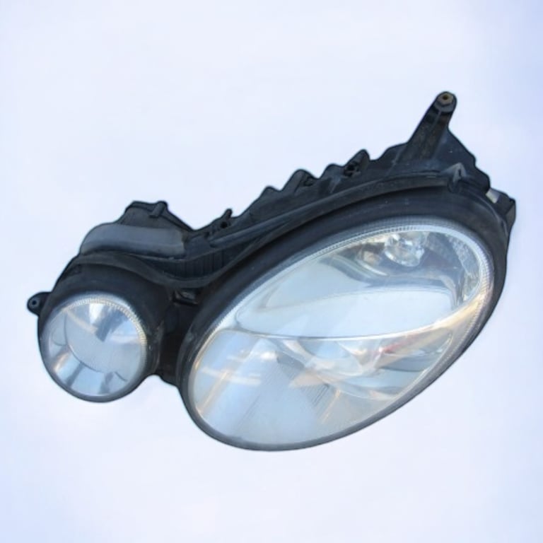 Frontscheinwerfer Mercedes-Benz W211 A2118201361 Links Scheinwerfer Headlight