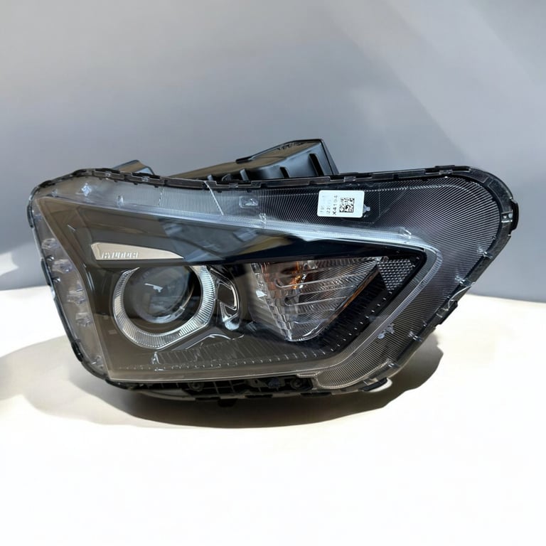 Frontscheinwerfer Hyundai Bayon 92101Q0500 92102Q0500 Rechts oder Links