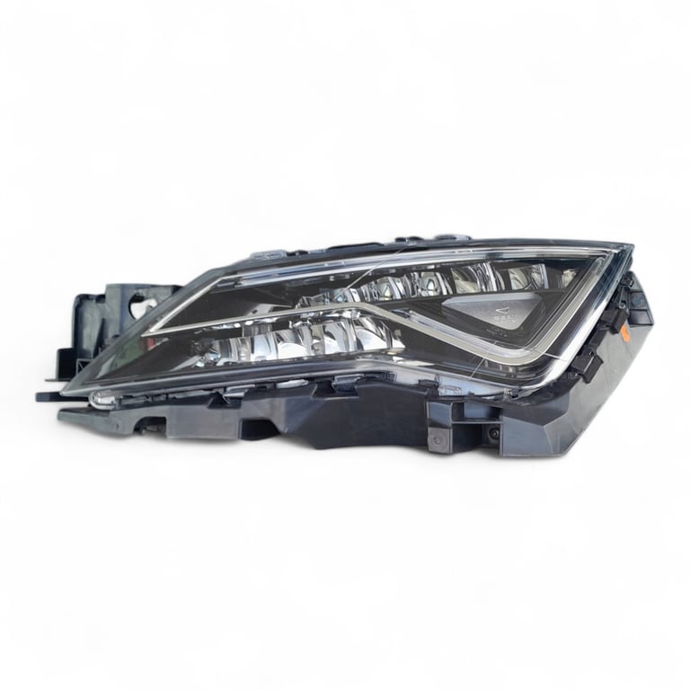 Frontscheinwerfer Seat Leon 5F1941007L Full LED Ein Stück (Rechts oder Links) SCH3166578177qd