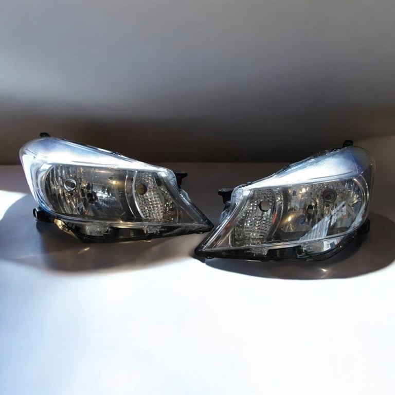 Frontscheinwerfer Toyota Yaris LED Links Scheinwerfer Headlight