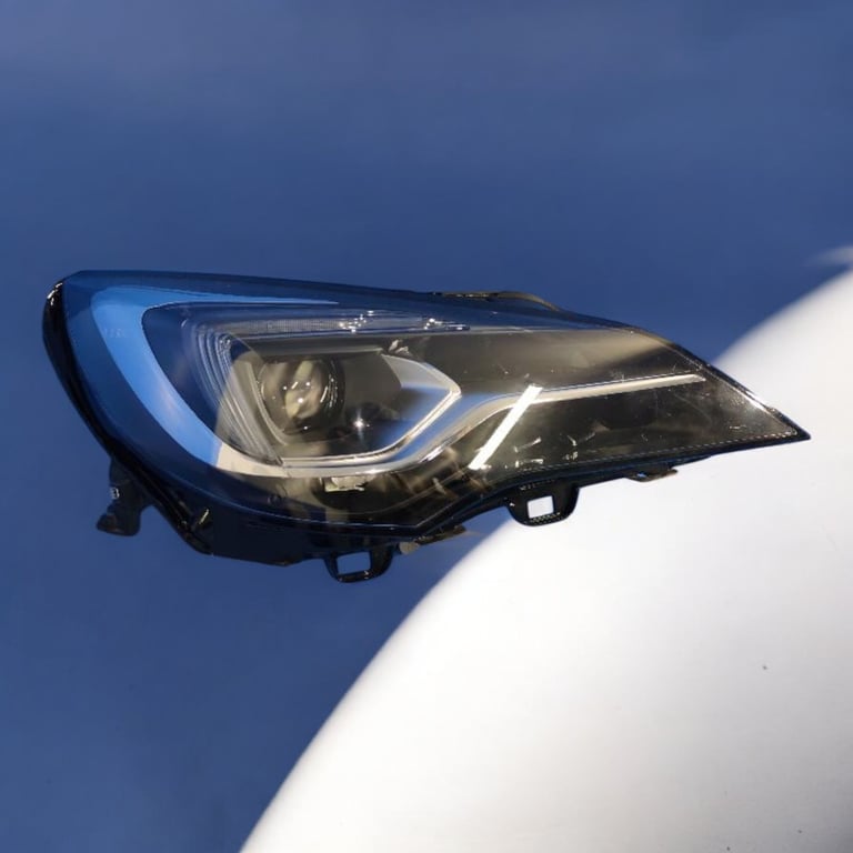 Frontscheinwerfer Opel Astra 39111150 Full LED Rechts Scheinwerfer Headlight SCH9376429400tc
