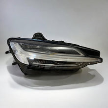Load image into Gallery viewer, Frontscheinwerfer Volvo S60 V60 II 32347007 LED Rechts Scheinwerfer Headlight SCH2780519568ok