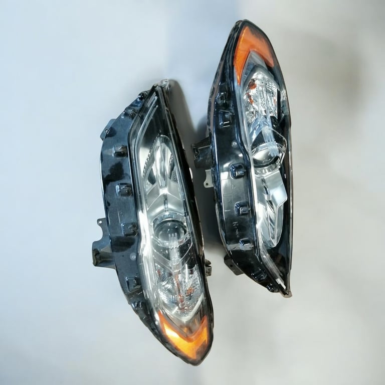 Frontscheinwerfer Ford Mondeo Fusion Ein Stück (Rechts oder Links) Headlight