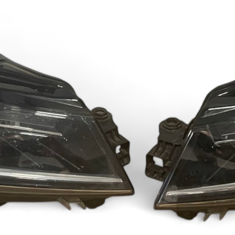 Frontscheinwerfer Skoda Superb III 3V1941015D 3V1941016 LED Rechts oder Links