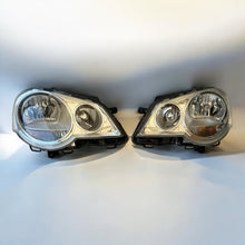 Laden Sie das Bild in den Galerie-Viewer, Frontscheinwerfer VW Polo IV 6Q1941008AT 89312000 Ein Stück (Rechts oder Links) SCH6577560533dt