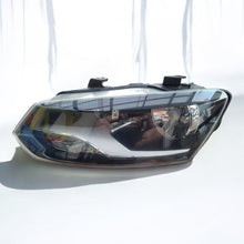 Load image into Gallery viewer, Frontscheinwerfer VW Polo 6R1941007F Links Scheinwerfer Headlight