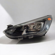 Laden Sie das Bild in den Galerie-Viewer, Frontscheinwerfer Ford Focus MX7B-13E015-CC- LED Links Scheinwerfer Headlight