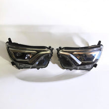Laden Sie das Bild in den Galerie-Viewer, Frontscheinwerfer Toyota 89210-OD230 LED Rechts Scheinwerfer Headlight