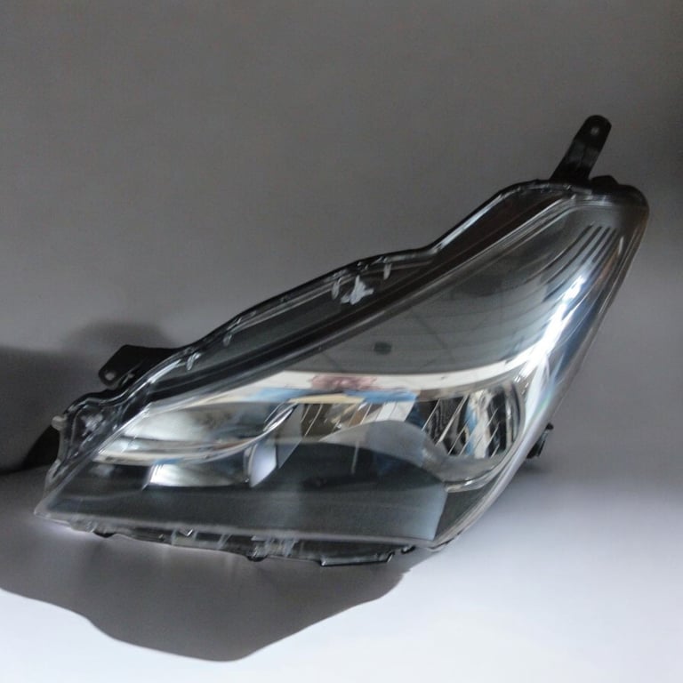 Frontscheinwerfer Toyota Yaris LED Links Scheinwerfer Headlight