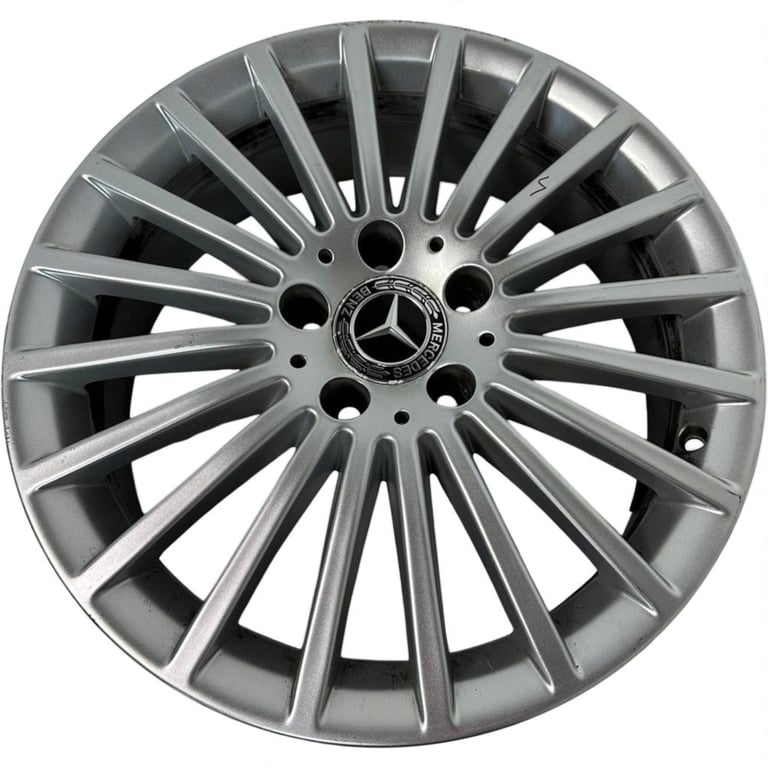 1x Alufelge 17 Zoll A1564011800 Mercedes-Benz Gla Rim Wheel FEL4816457296rv
