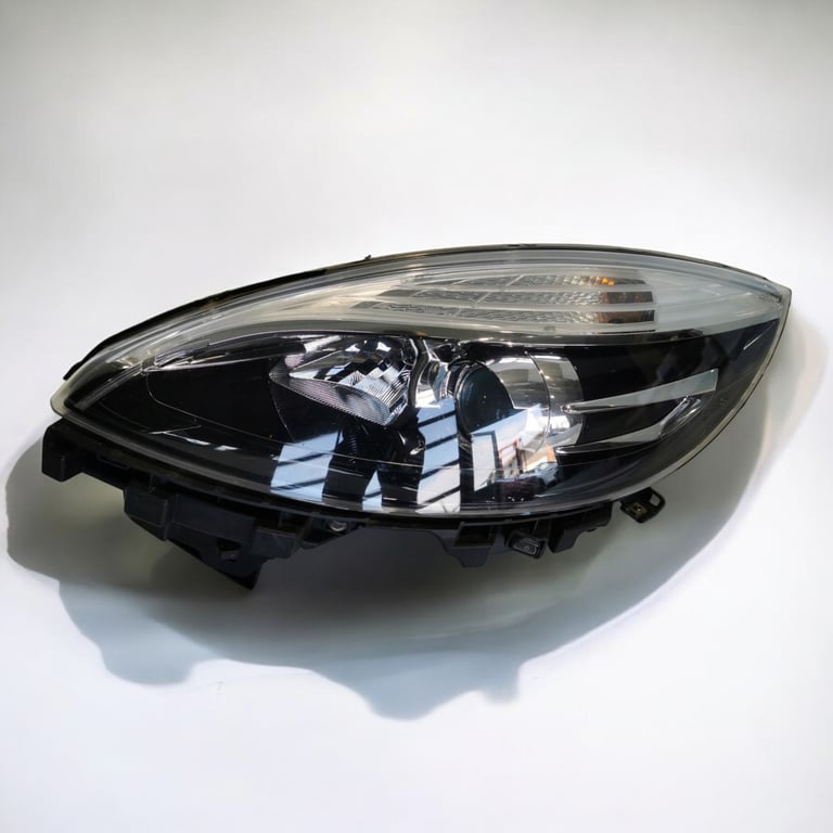 Frontscheinwerfer Renault Scenic 260601946R Links Scheinwerfer Headlight